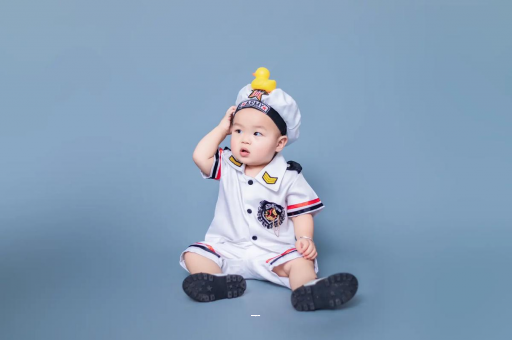 张家界宝宝老摇头怎么回事